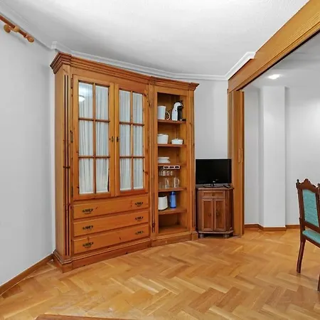 Διαμέρισμα Comfy At Old Town Plaza With Ac *