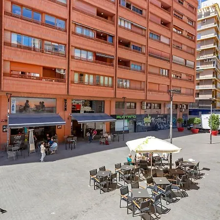 Διαμέρισμα Comfy At Old Town Plaza With Ac